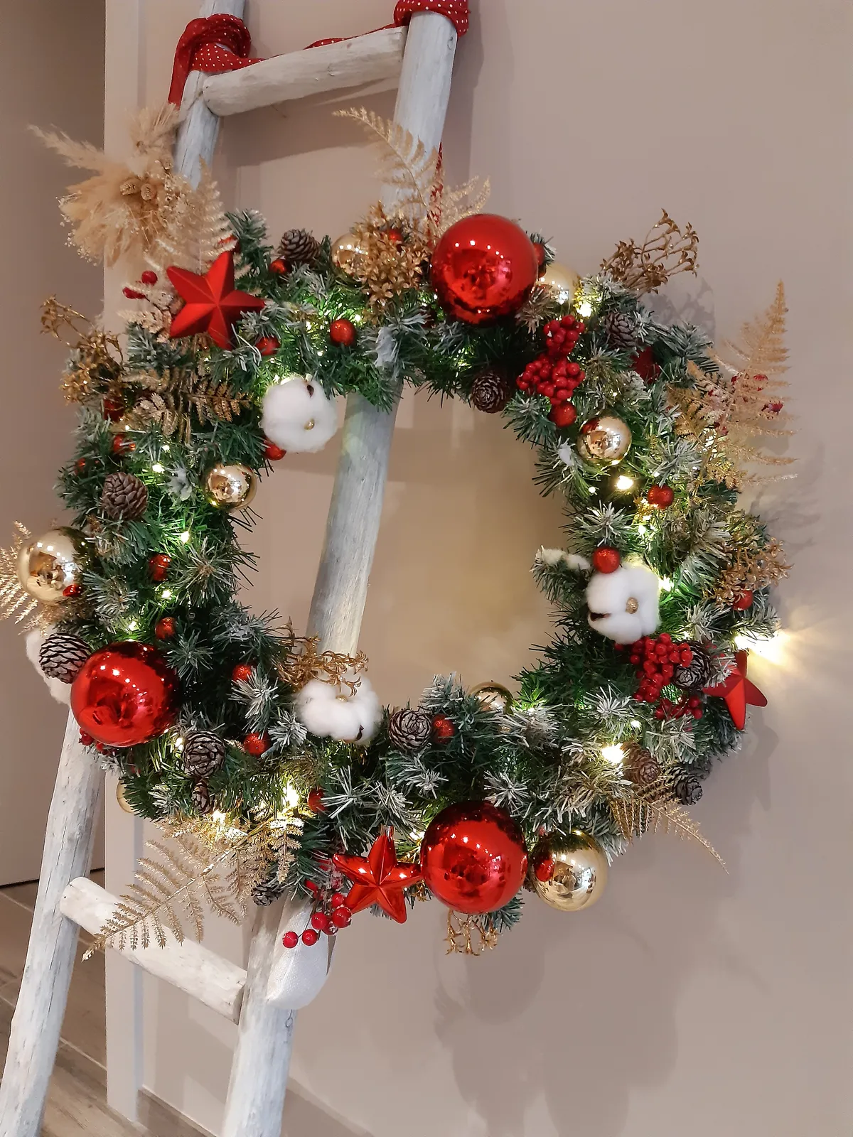 Couronne de Noël rouge et blanc