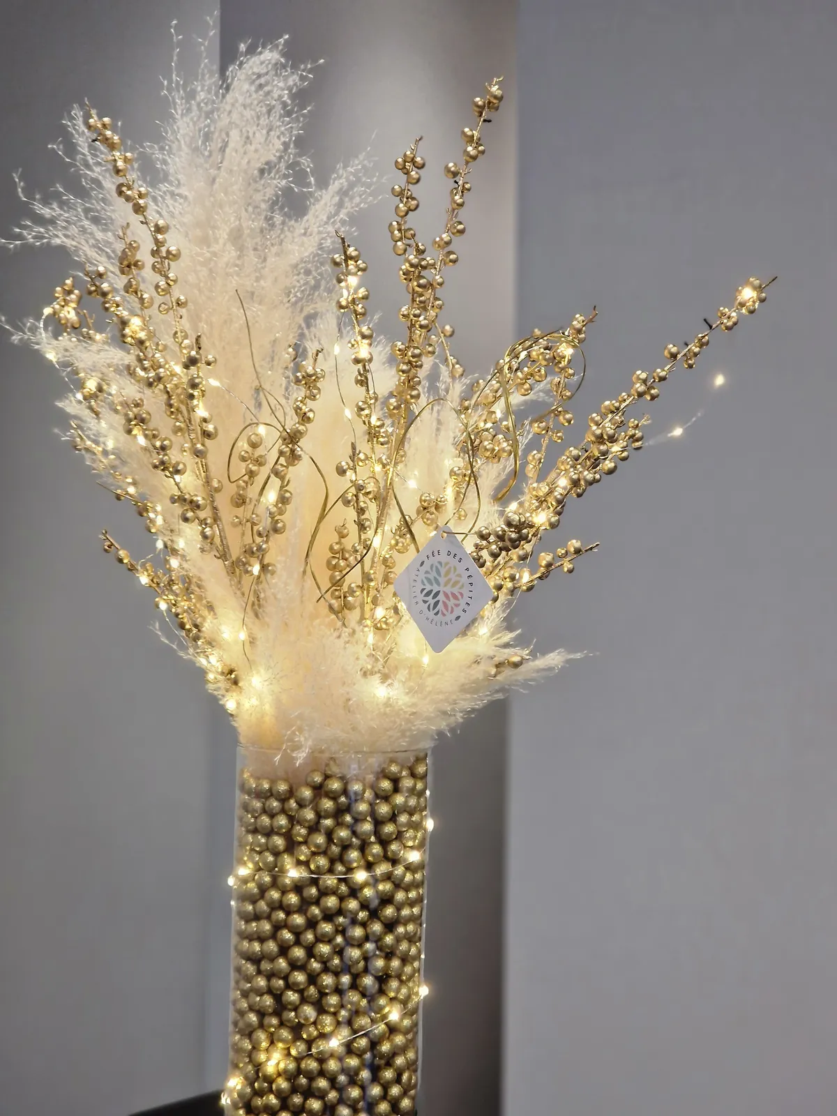 Composition lumineuse (sur secteur) blanche et or