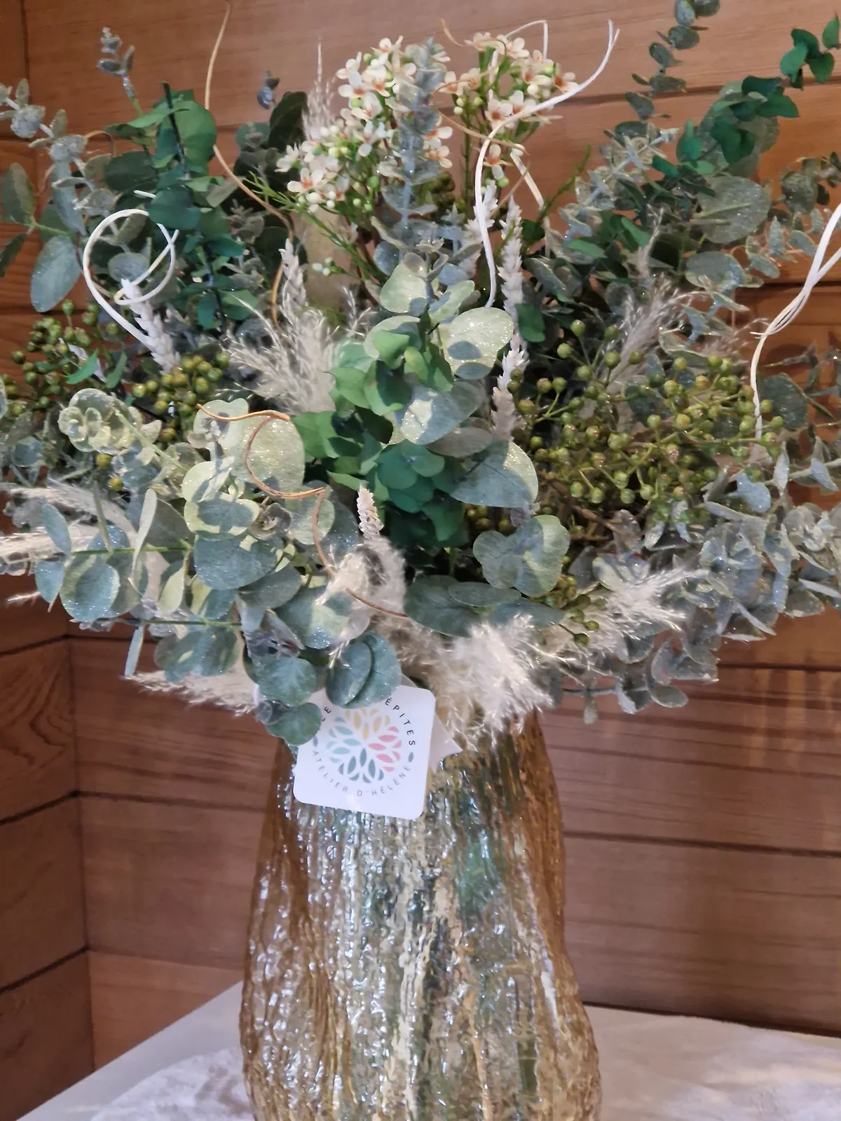 Grand bouquet d'eucalyptus et fleurs séchées