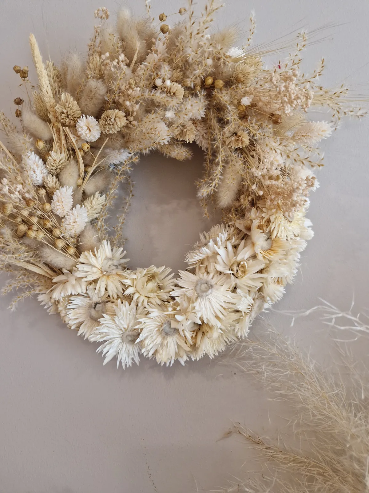 Couronne de fleurs séchées naturelles