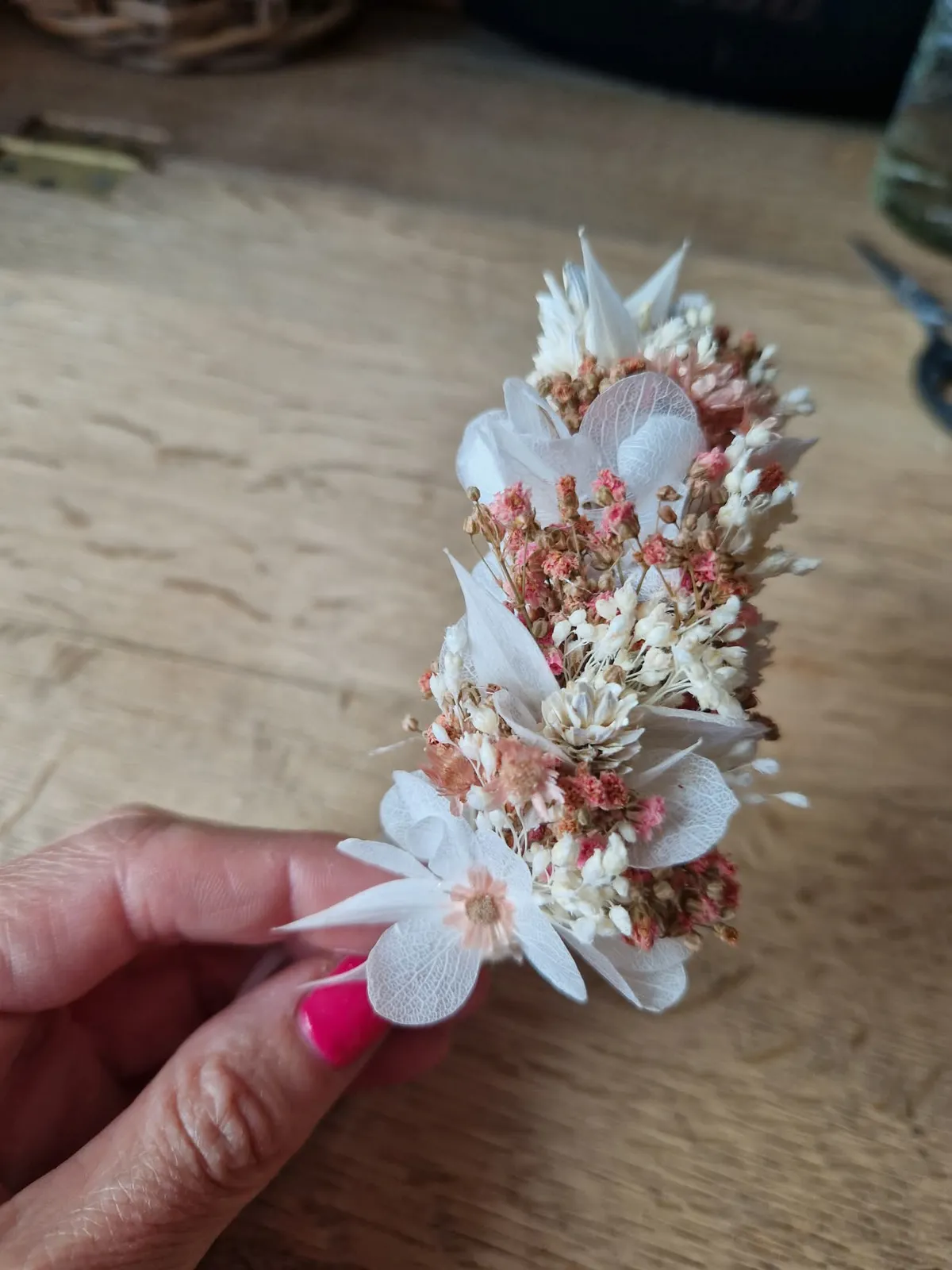 Couronne de tête en fleurs séchées
